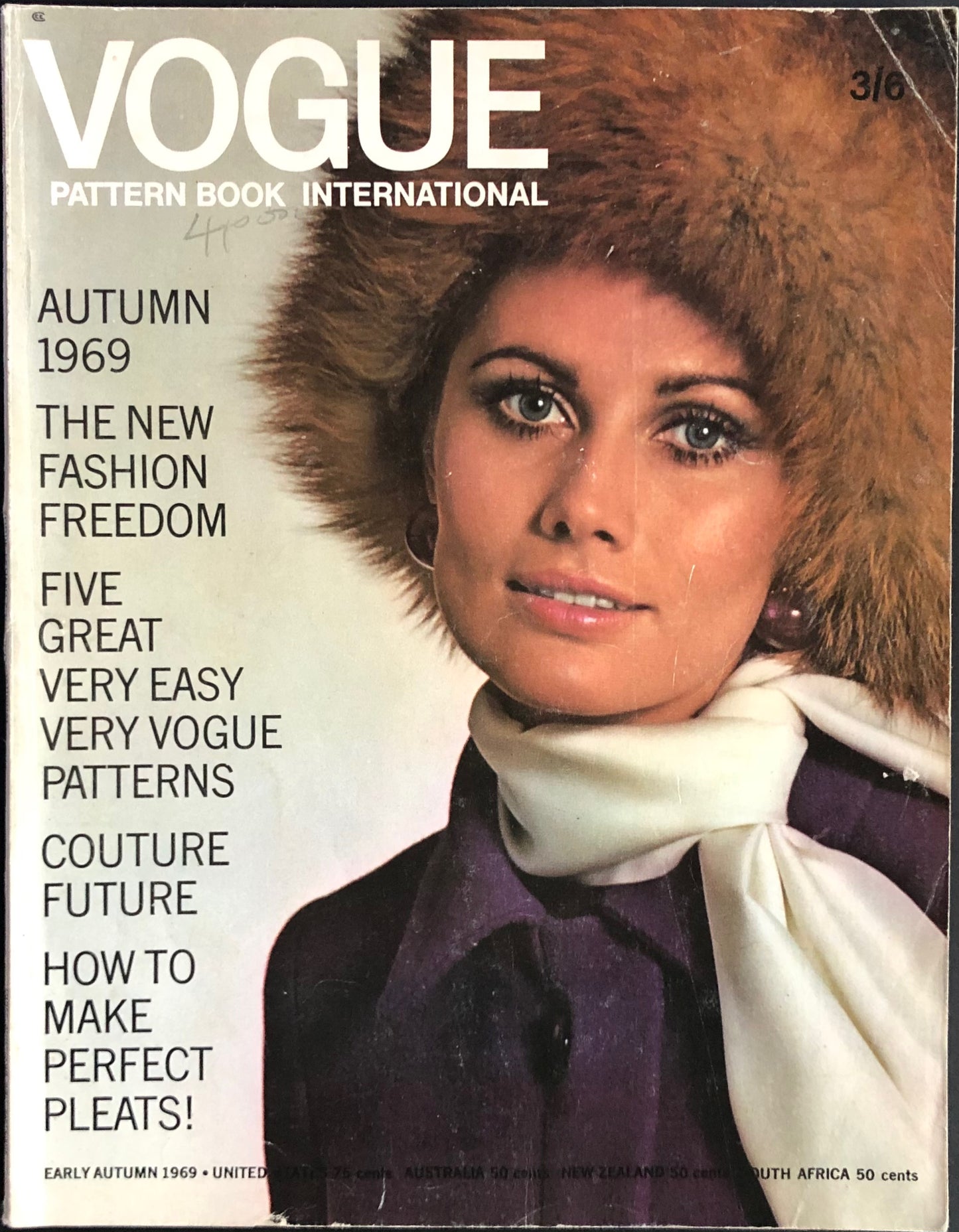 Vogue Pattern Book/Vogue Patterns Early Autumn 1969