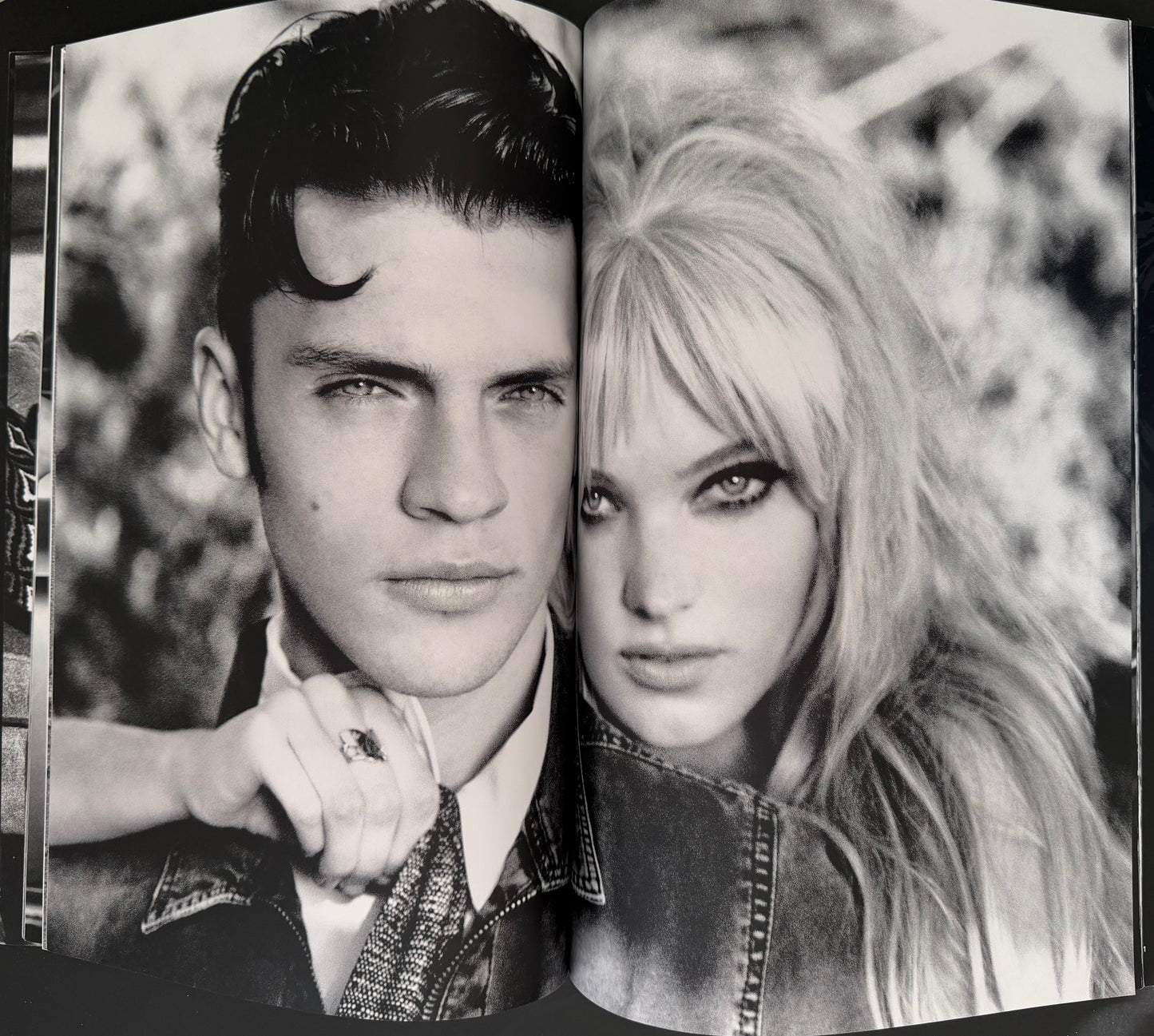 GUESS Catalog 2011 - Ellen Von Unwerth