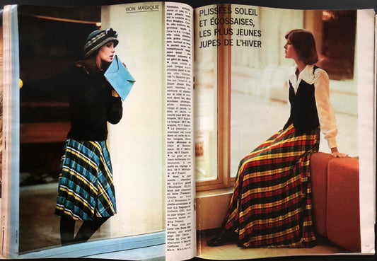 ELLE France 13 November 1972 - Marisa Berenson